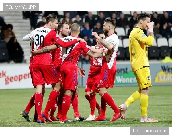 荷甲新赛季揭幕,技术流球队强势崛起争冠前景引热议 荷甲新赛季揭幕,技术流球队强势崛起争冠前景引热议